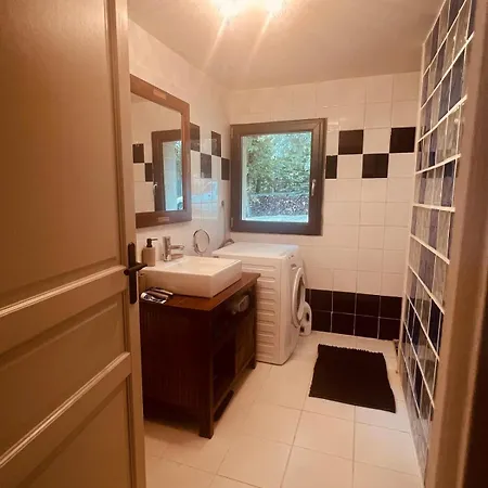 Vacation Home With Pool Saint-Martin-le-Redon