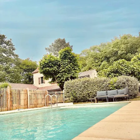 Vacation Home With Pool Saint-Martin-le-Redon